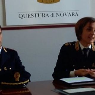 Adescava minorenni sui social, insegnante novarese in manette