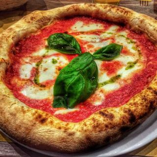 Le cosche investivano nella pizza: 9 arresti e 10 milioni sequestrati a Milano