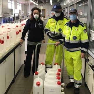 Il Politecnico di Milano produce l'igienizzante mani &quot;Polichina&quot; e lo distribuisce gratuitamente