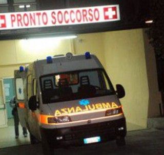 Incidente tra camion: autista in ospedale