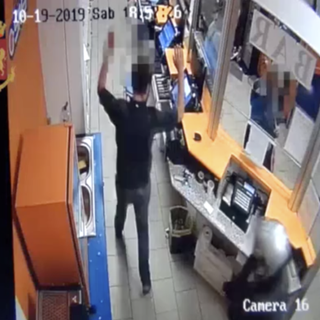 Presi a Milano i rapinatori della sala corse di Novara
