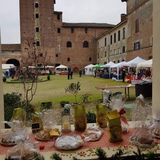 - FOTONOTIZIA - Pieve del Cairo: grande partecipazione per il &quot;Natale in Castello&quot;