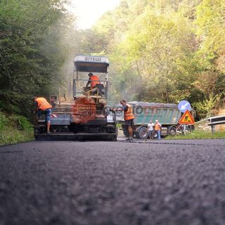 Pavia: la Provincia investirà 16 milioni di euro per il rifacimento delle strade gruviera