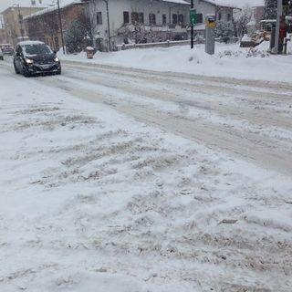 Maltempo, neve in Lombardia: anche a Pavia trattori Coldiretti in azione