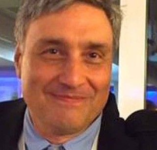 Il virologo Silvestri: «Di paura ne abbiamo avuta fin troppa. Nessun rimbalzo dei contagi, andiamo verso la fine»