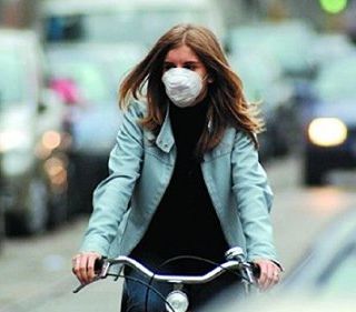 Mal’aria, città assediate dallo smog: Milano è fanalino di coda