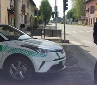 Corbetta: viaggiava da 20 anni senza patente, ‘pizzicato’ dalla Polizia locale