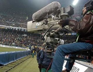 La Sovrintendenza dice SI’ all’abbattimento dello stadio “Giuseppe Meazza”