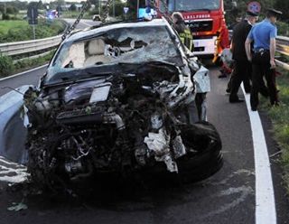 Vermezzo: identificate le due vittime dello schianto di domenica sera, vivevano a Legnano e Parabiago