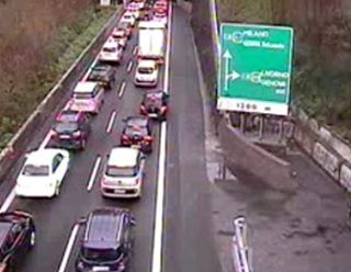 L’A7 riparte.. con 12 chilometri di coda verso Milano