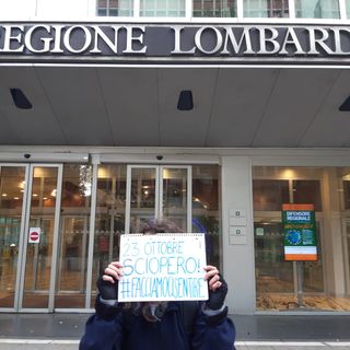 Lombardia, studenti: “Non chiudete la scuola, vogliamo lezioni in presenza, in sicurezza, di qualità”