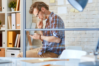 Come spiare un telefono cellulare gratuitamente?