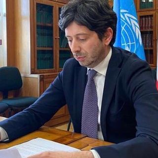 FLASH. Speranza: «Campagna vaccinale senza precedenti al via da gennaio»