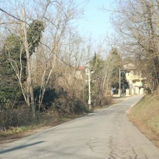 Robecco: auto prende fuoco nelle campagne di Carpenzago