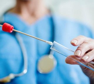 Coronavirus, focolai anche in Lombardia: 68 positivi tra salumifici e macelli del Mantovano