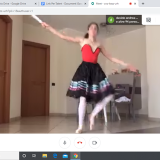 Vigevano: alla scuola media Robecchi un talent virtuale di fine anno scolastico
