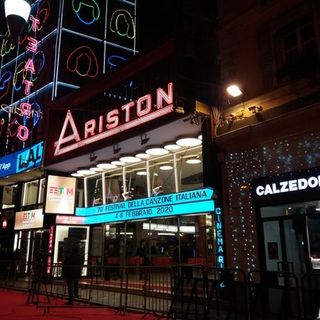 Sanremo, sensazioni dalle prove all'Ariston: domina Rancore, frizzanti i Pinguini Tattici Nucleari