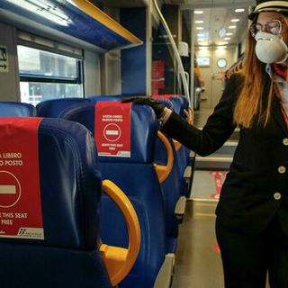 Nel vicino Piemonte, da oggi, treni e bus al 50% di capienza