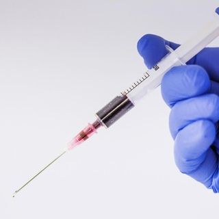 Coronavirus, una buona notizia: anche l'americana Moderna annuncia il proprio vaccino. «Efficace al 94,5% e si conserva in frigo»