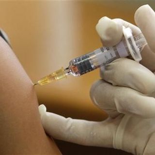 Lombardia, il dg del Welfare: «Settecentomila dosi di vaccino non sono state consegnate»