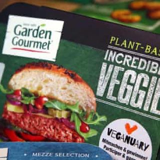 La Lega: &quot;No al veggie burger e al fake food dell’Unione Europea&quot;