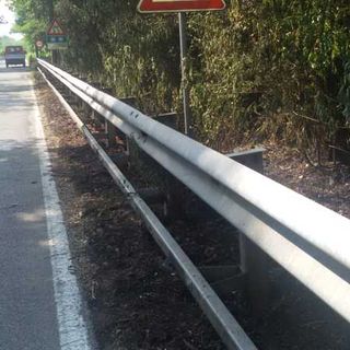 Magenta: ladro d’auto in fuga provoca incidente in via Bottego