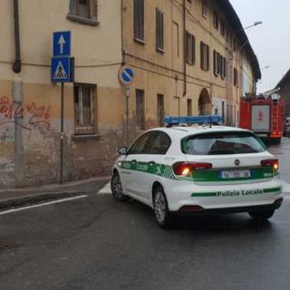 Magenta: via Pasubio chiusa al traffico. Sul posto Vigili del Fuoco e Polizia locale