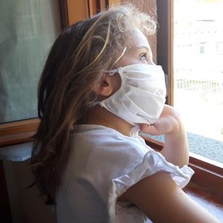 LA GUIDA. Aperture e spostamenti in Lombardia dal 4 maggio: bambini sotto i 6 anni senza obbligo di mascherine, una persona per famiglia nei negozi