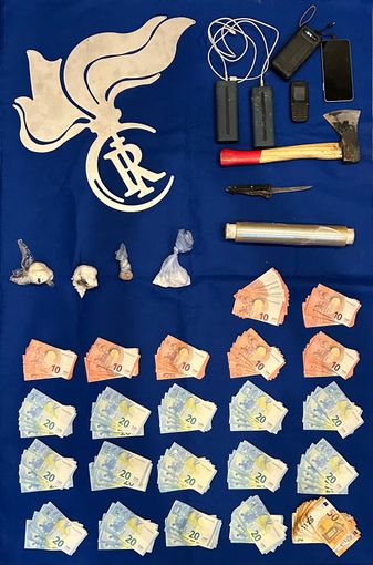 Controlli anti spaccio nelle campagne del Pavese, arrestato un 41enne Controlli anti spaccio nelle campagne del Pavese, arrestato un 41enne