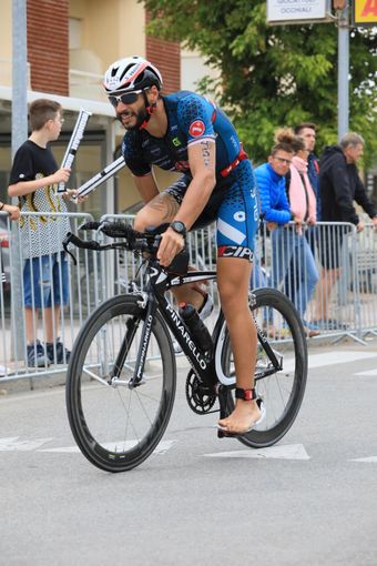Mezzo ironman, Stefano Greco ottiene un risultato stratosferico a Cervia. Per il vigevanese pass mondiale Mezzo ironman, Stefano Greco ottiene un risultato stratosferico a Cervia. Per il vigevanese pass mondiale
