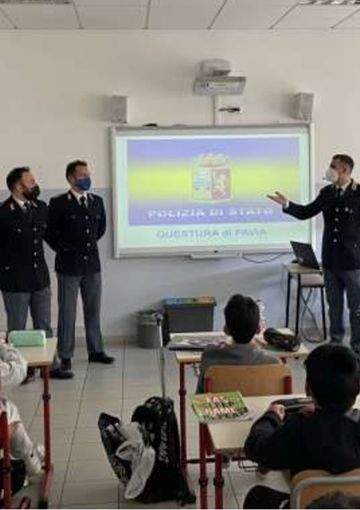 Al via il progetto "Pretendiamo Legalità", la Polizia di Stato incontra gli studenti