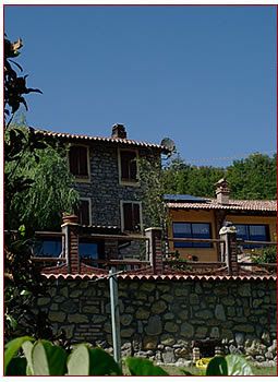 Val di Nizza, raccolta fondi per Cascina Croce Piaggi. La struttura, da poco residenza per persone con disabilità, sarà resa ospitale e sicura Val di Nizza, raccolta fondi per Cascina Croce Piaggi. La struttura, da poco residenza per persone con disabilità, sarà resa ospitale e sicura