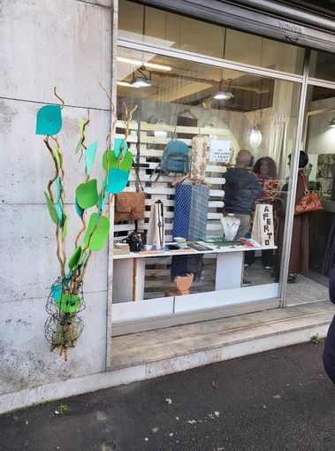 Trecate, commercio: inaugurato “Percorsi” il nuovo negozio di via Mezzano 10/C