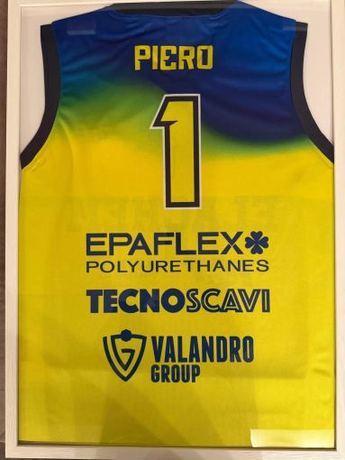 Basket: Vigevano 1955 celebra a Rimini Piero Pasini, tecnico della promozione in serie A2 nel 1976/77