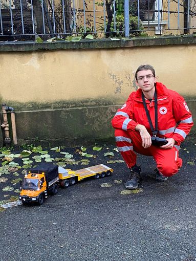 Modellini radiocomandati in corsia: l’idea della Cri di Voghera Modellini radiocomandati in corsia: l’idea della Cri di Voghera