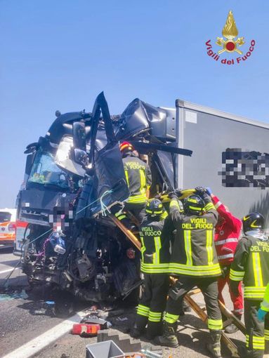 Raffica di incidenti stradali sulla A21, autostrada chiusa in entrambe le direzioni