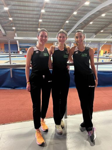 Alcune atlete junior in gara a Padova: da sx Arianna Gavuglio, Susanna Caronti e Melek Pirolini