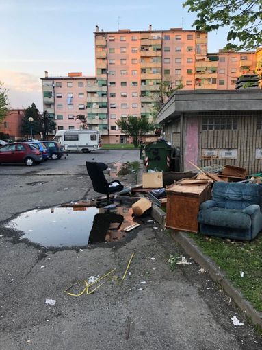 Milano: venerdì sera maxi rissa stile favelas in via Bolla