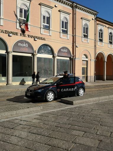 Voghera: denunciati due pusher e trovata una bicicletta rubata Voghera: denunciati due pusher e trovata una bicicletta rubata