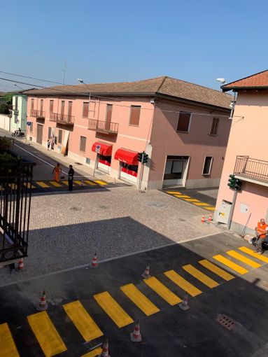 Gambolò, effettuata la segnaletica orizzontale all’incrocio dell’ex “semaforo sospeso”