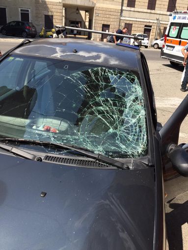 Vigevano: auto investe cinque ciclisti alla Sforzesca Vigevano: auto investe cinque ciclisti alla Sforzesca