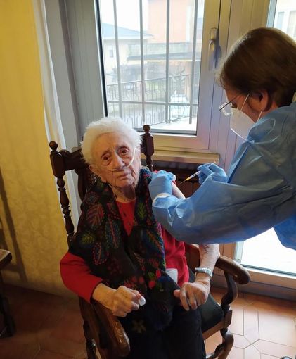 Covid-19: gli over 80 pavesi possono vaccinarsi presso i medici di famiglia