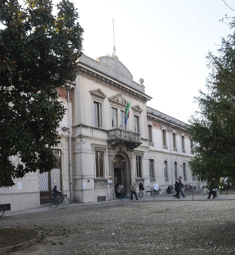 Donazione del Lions Club Vigevano Sforzesco a favore del reparto di medicina interna ad indirizzo oncologico dell’ospedale civile di Vigevano Donazione del Lions Club Vigevano Sforzesco a favore del reparto di medicina interna ad indirizzo oncologico dell’ospedale civile di Vigevano
