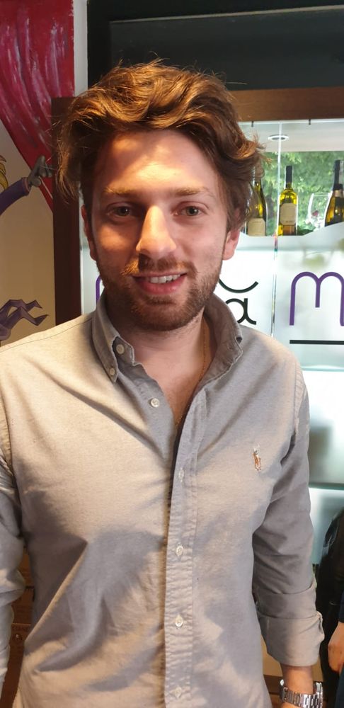 Dorno, quattro serate per imparare a degustare i vini con il sommelier Carlo Aguzzi. Il ricavato servirà per comprare un defibrillatore Dorno, quattro serate per imparare a degustare i vini con il sommelier Carlo Aguzzi. Il ricavato servirà per comprare un defibrillatore