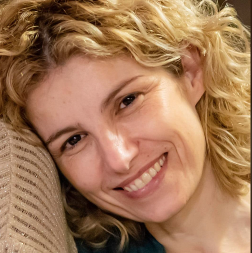 Addio al sorriso di Leda, giovane mamma di 41 anni