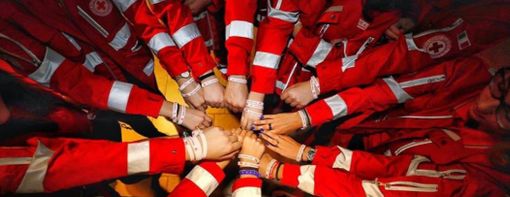 “In cammino verso Natale”: l’associazione italiana Donne Medico e la Croce Rossa Italiana uniscono le loro forze per i più fragili “In cammino verso Natale”: l’associazione italiana Donne Medico e la Croce Rossa Italiana uniscono le loro forze per i più fragili