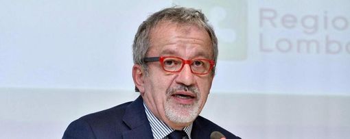 Roberto Maroni dimesso dal Besta. E' tornato nella sua casa di Lozza Roberto Maroni dimesso dal Besta. E' tornato nella sua casa di Lozza