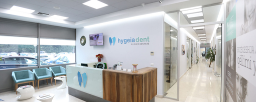 Impianti dentali: la guida per chi valuta le cure odontoiatriche all'estero Impianti dentali: la guida per chi valuta le cure odontoiatriche all'estero