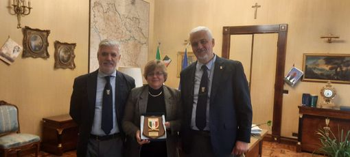 Pavia: Il prefetto De Carlini incontra il presidente della sezione dell’associazione nazionale Vigili del Fuoco del corpo nazionale O.D.V.