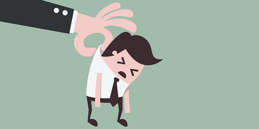 Bareggio, il dramma di una famiglia: lui invalido in carrozzina, il figlio malato e a giorni arriva lo sfratto